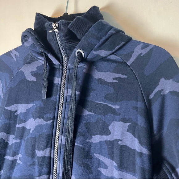 Athleta - Women’s Camo Full Zip Hoodie Jacket Blue Camo Thumbholes -‎ Sz. M - Picture 4 of 7